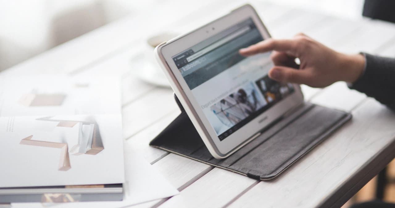 Gestão de marca digital: como criar identidade para empresas