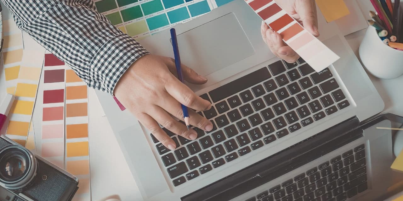 Gestão de marca digital: como criar identidade para empresas
